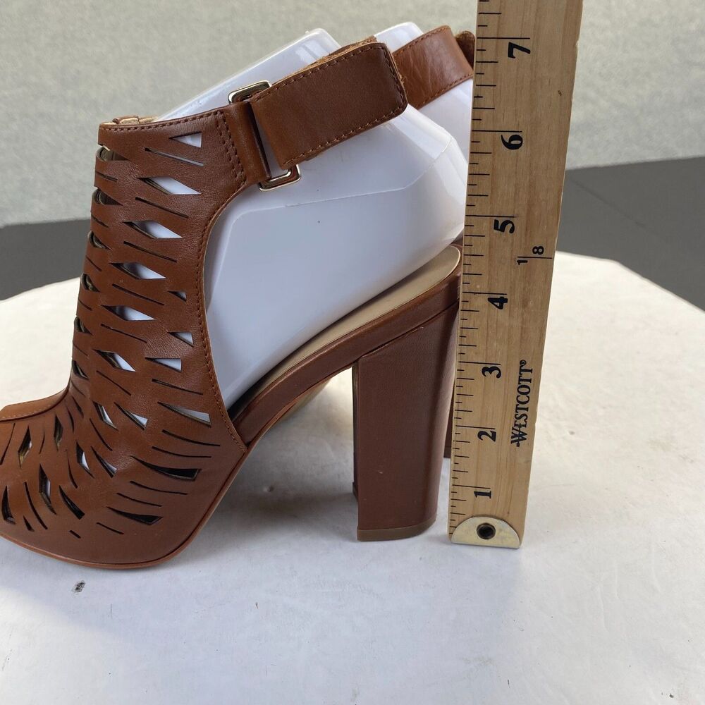 Karl Lagerfeld Rennes Laser Cut Caged Block Leather Peep Toe Buckle Heels 7.5 M - Picture 4 of 13